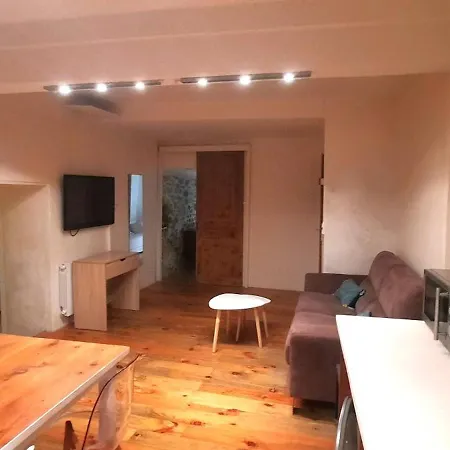 Vue Cite-centre Historique-patio-tendance-calme