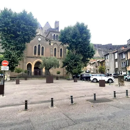 Vue Cite-centre Historique-patio-tendance-calme Carcassonne